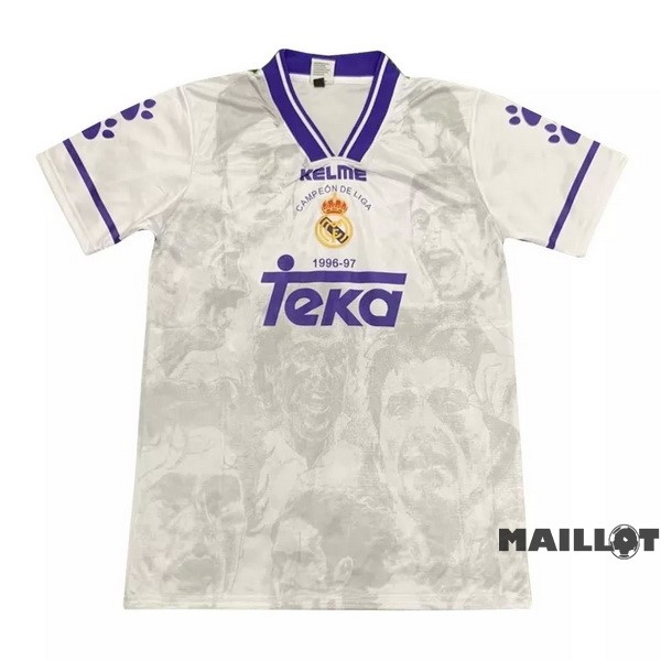 Foot Maillot Pas Cher Domicile Maillot Real Madrid Retro 1996 1997 Blanc