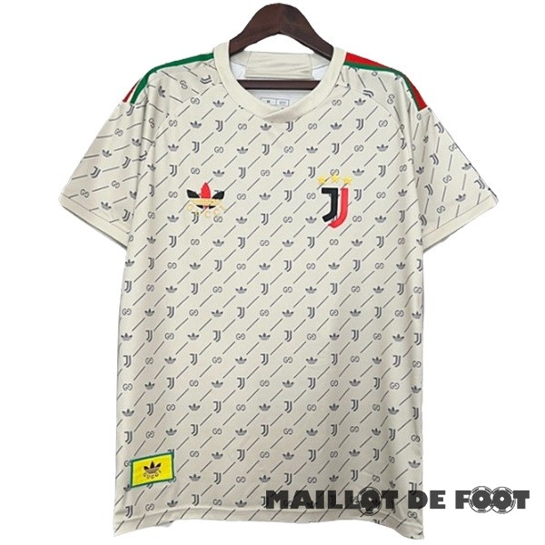 Foot Maillot Pas Cher Thailande Spécial Maillot Juventus 2024 2025 Jaune